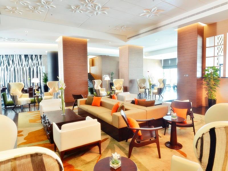 Ramee Grand Hotel And Spa Manama Exterior foto The lobby of the hotel